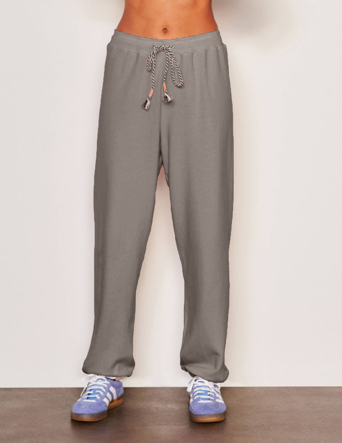 Sundry Basic Sweatpant in Fern