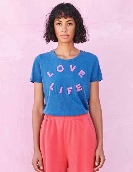 blue tee with pink 